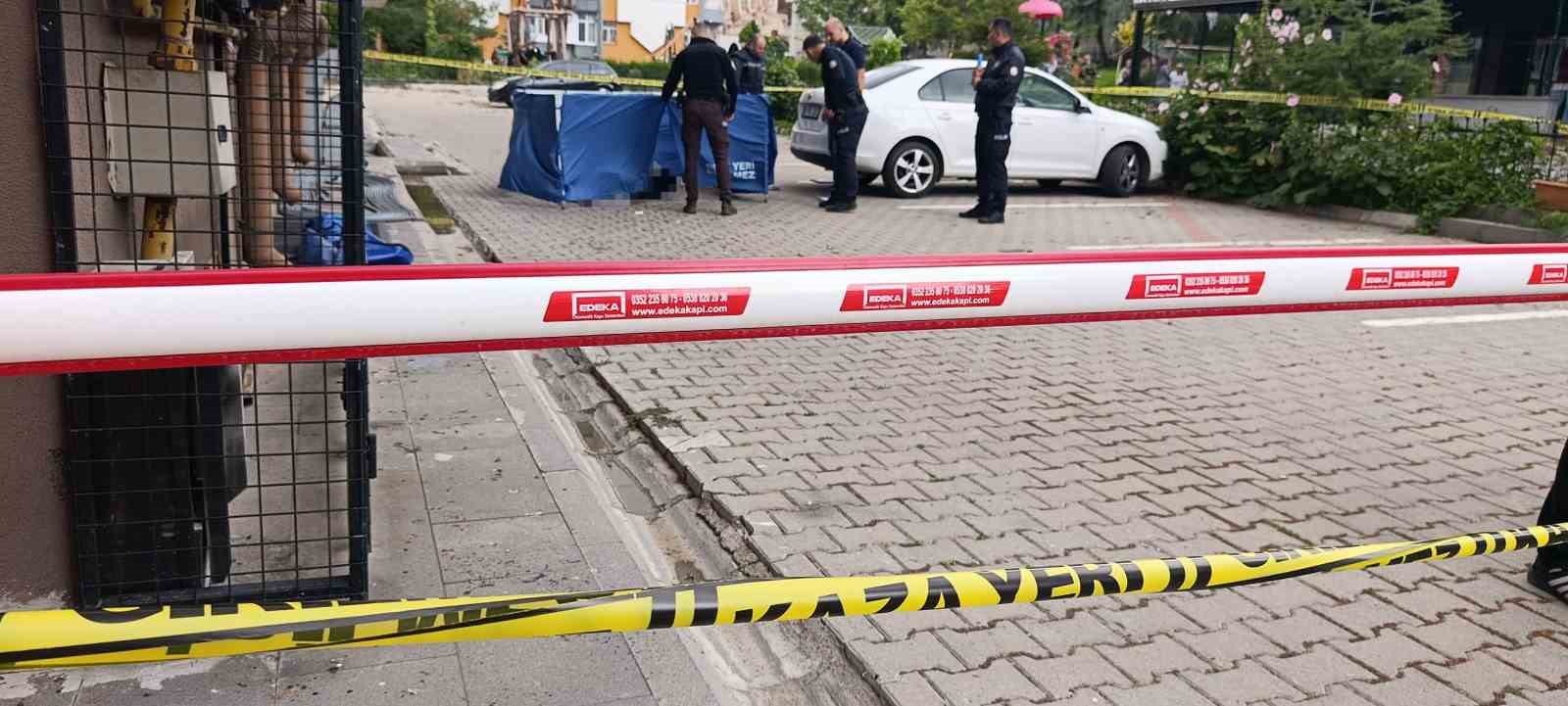 balkon-temizlerken-13-kattan-dusen-kadin-oldu