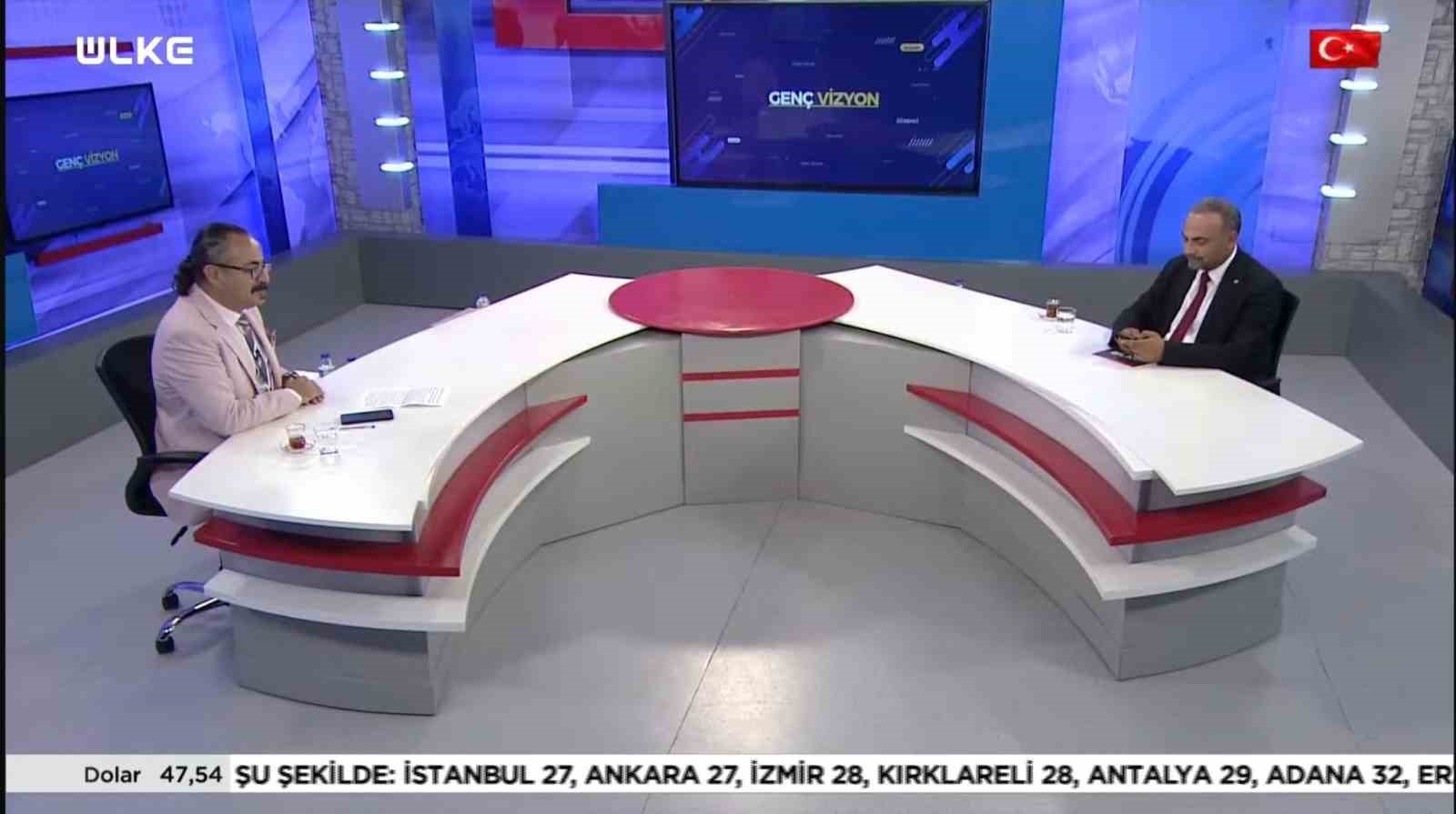 rektor-akkaya-tercih-doneminde-canli-yayinlarla-aday-ogrencilerin-yaninda-oluyor
