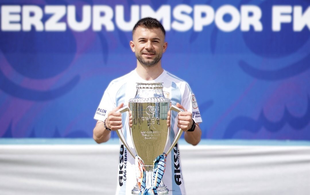 salih-sarikaya-erzurumspor-fk-ya-veda-etti
