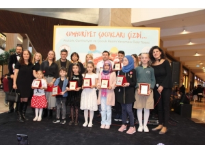 Forum Trabzon’da 29 Ekim Etkinliği Kapsamında Resim Yarışması