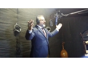 Ünlü Şair Cumhuriyet Bayramı’nı Unutmadı