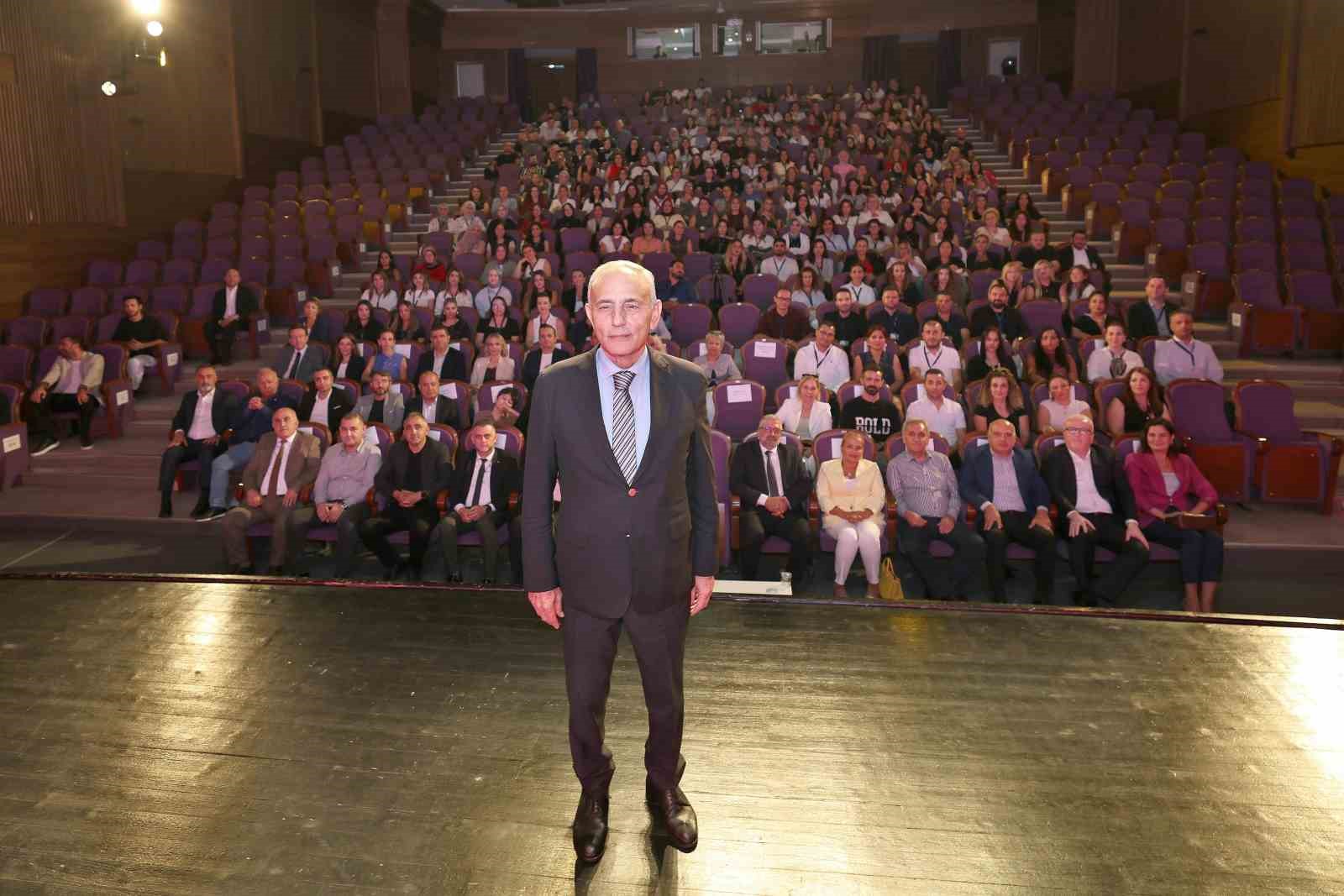 kucukcekmece-belediyesi-yeni-egitim-ekosistemi-enstitu-kucukcekmece-yi-tanitti