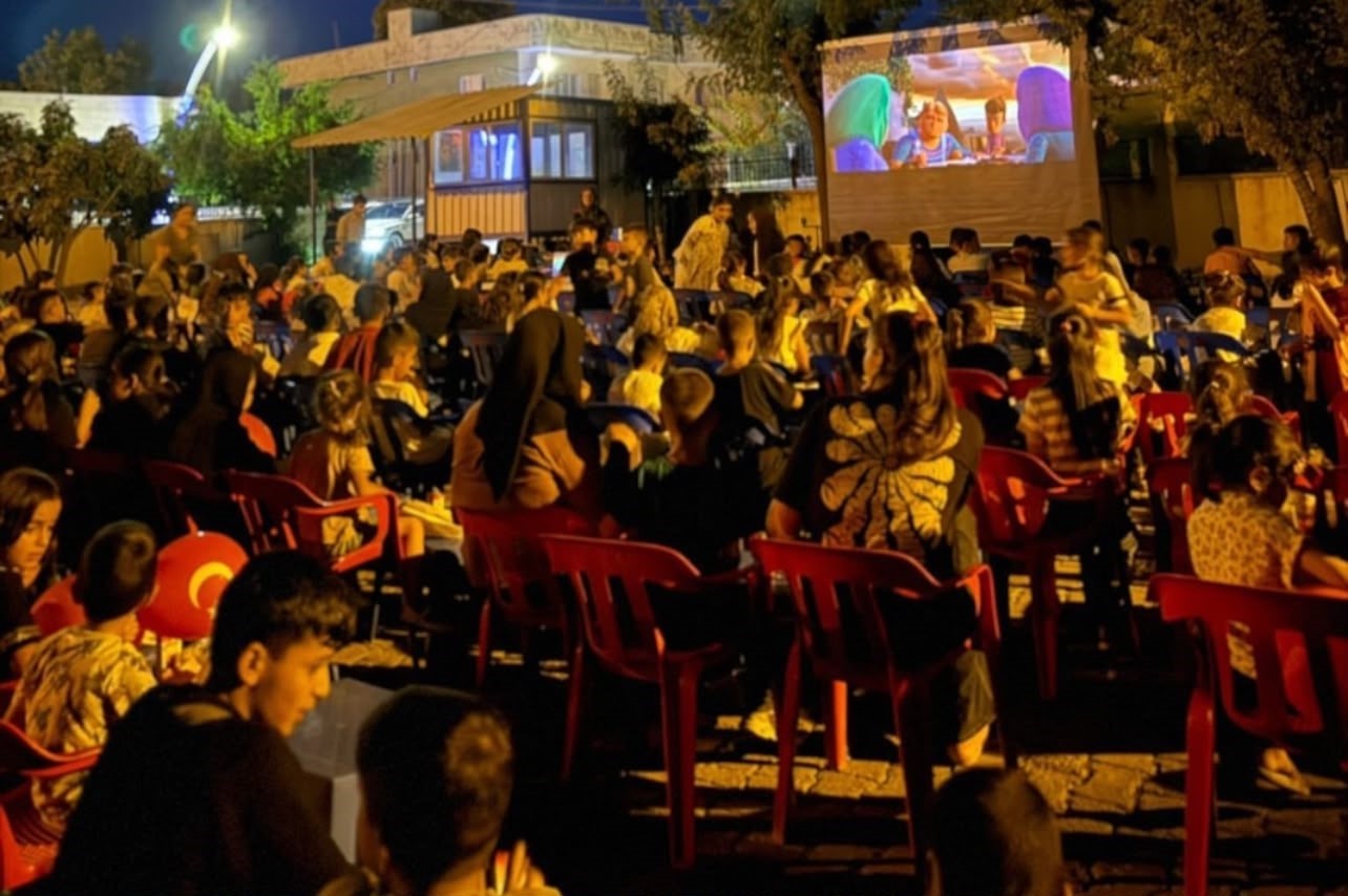 sirnak-ta-koylerde-yaz-aksamlari-sinema-soleni-basliyor