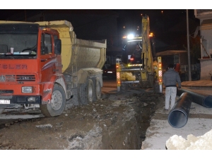 Alt Yapı Çalışmaları Gece Gündüz Devam Ediyor