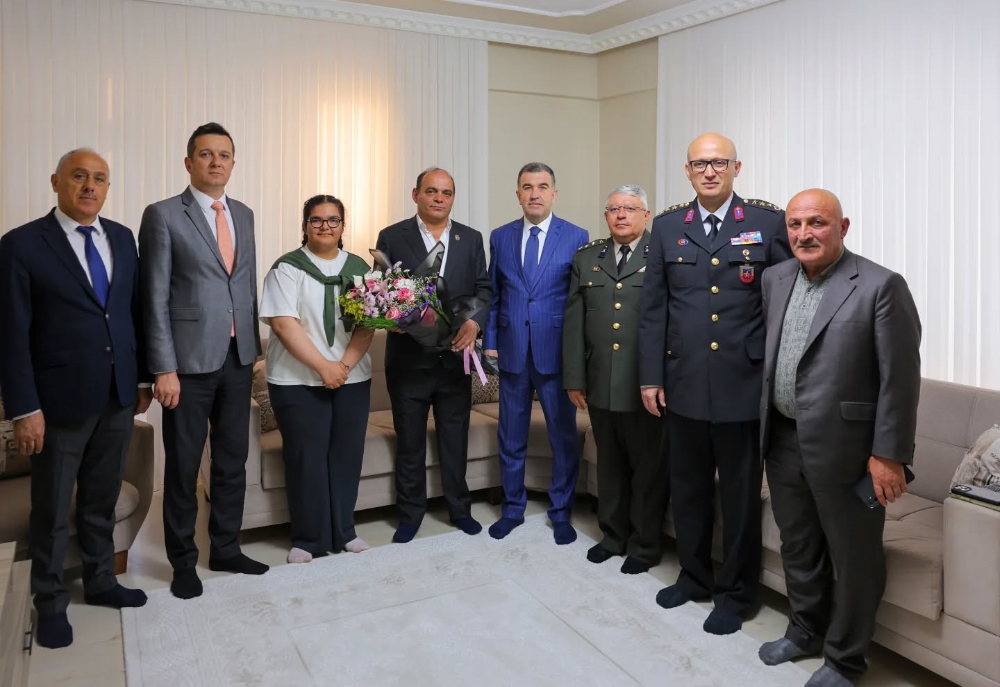 bayburt-ta-sehit-ailesi-ve-gaziye-bayram-ziyareti