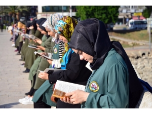 Taşköprü’de "Seyyar Okurlar" Kitap Okudu