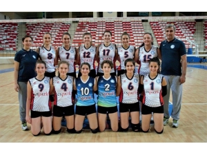 Sezon Bitmeden Şampiyonluklarını İlan Ettiler