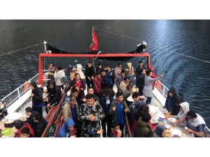 Özel Öğrencilere Tabiat Gezisi