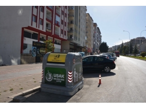 Uşak Sokaklarına Özel Çöp Konteynerleri
