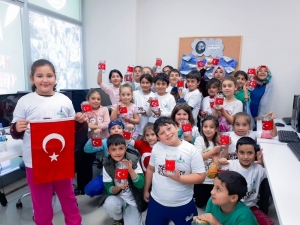 Bilgi Evleri’nde Cumhuriyet Bayramı Sevinci