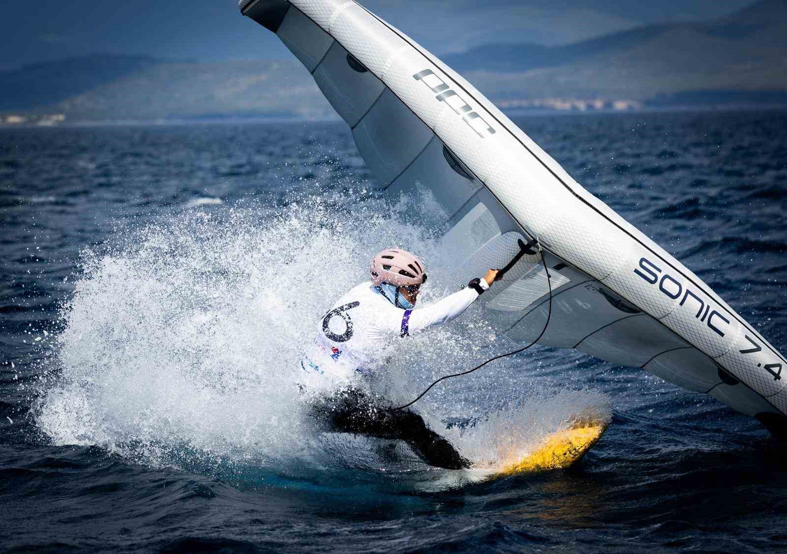 ftyf-formula-kite-wingfoil-yarislari-bayramda-da-didim-de-devam-ediyor