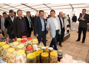 Bozüyük Kültür Ve Sosyal Yardımlaşma Derneğinden Kermes