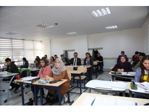 Atakumlu 350 Genci Üniversiteye Hazırlıyor