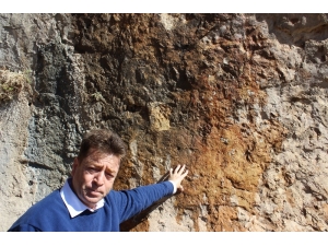 Adıyaman’da Bin 500 Yıllık Malta Haçı Çizimleri Bulundu