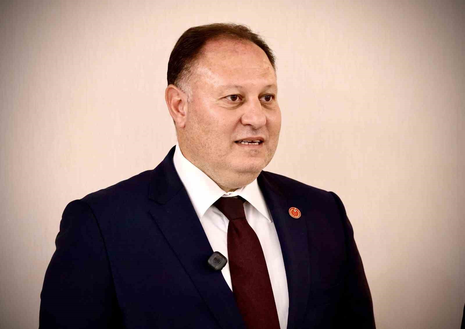 kktc-cumhuriyet-meclisi-baskani-ozturkler-bizler-egemen-esitligimizden-ve-esit-uluslararasi-statumuzden-asla-taviz-vermeyecegiz
