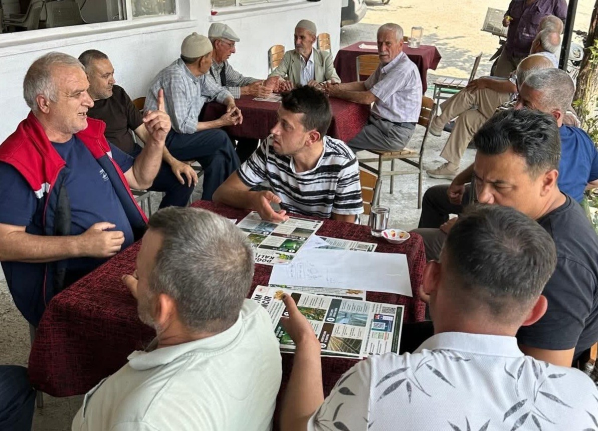 kosk-te-incir-ureticilerine-yeni-sezon-oncesi-teblig-bilgilendirmesi