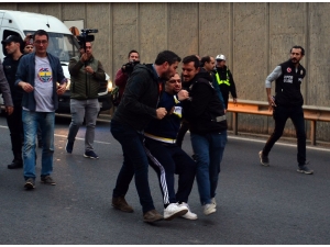 Fenerbahçeli Taraftarlar Gözaltına Alındı