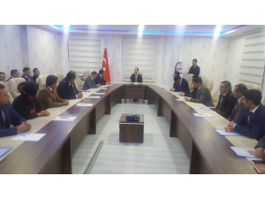 Malazgirt’te Okul Müdürleri Toplantısı