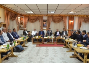 Hastane İnşaatı Yeni İnşaat Ekibi İle Titizlikle Yürütülüyor