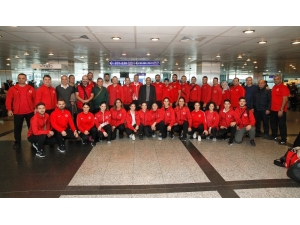 Karate Milli Takımı, Dünya Şampiyonası İçin İspanya’ya Gitti