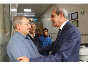 Demirkol Tarihi Çarşılar Bölgesinde Vatandaşlarla Bir Araya Geldi