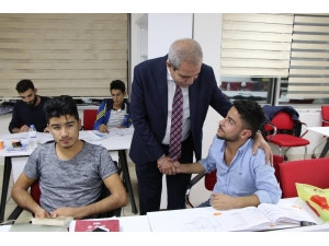 Demirkol’dan Kpss’ye Hazırlanan Adaylara Moral Ziyareti