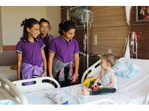 Hastaneye Anlamlı Ziyaret