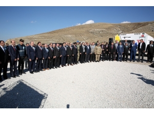 100 Bin Fidan Toprakla Buluşturuldu