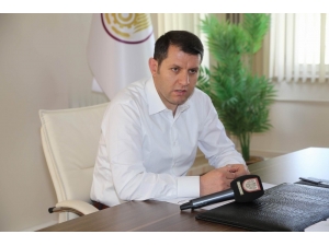 Sivas’ın Yeni Valisinden Çiçek Yerine Burs Çağrısı