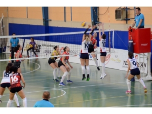 Filenin Sultanları Rakip Tanımıyor