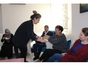 Veliler Ev Ortamında Ağırlanıyor