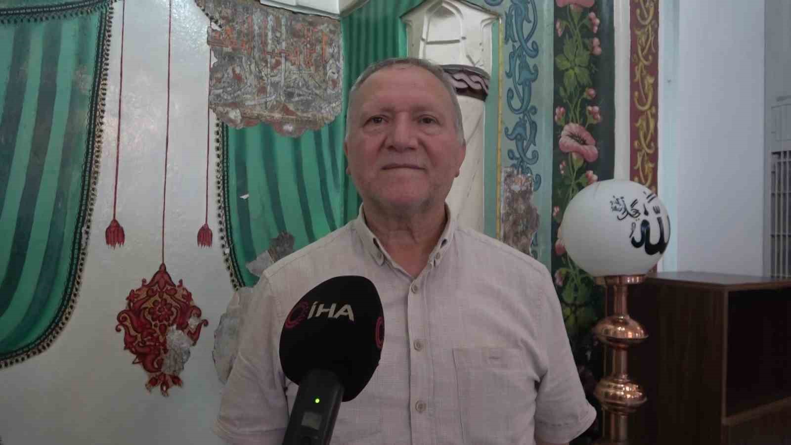 tarihi-camide-sivalar-akti-550-yillik-tarih-ortaya-cikti