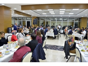 Rektör Savaşan, Saü Kalite Elçileri İle Buluştu