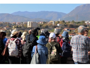 Uzakdoğulu Turistlerin Osmanlı Kenti Safranbolu Hayranlığı