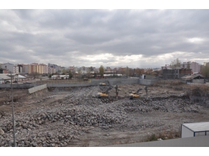 Sultan Alparslan Külliyesi’nin Yapım Çalışmaları Devam Ediyor