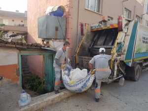 Çöp Evden 5 Ton Atık Çıktı
