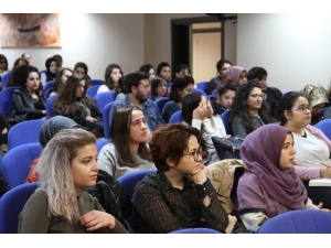 Paü’de Sosyal Zeka Konferansı