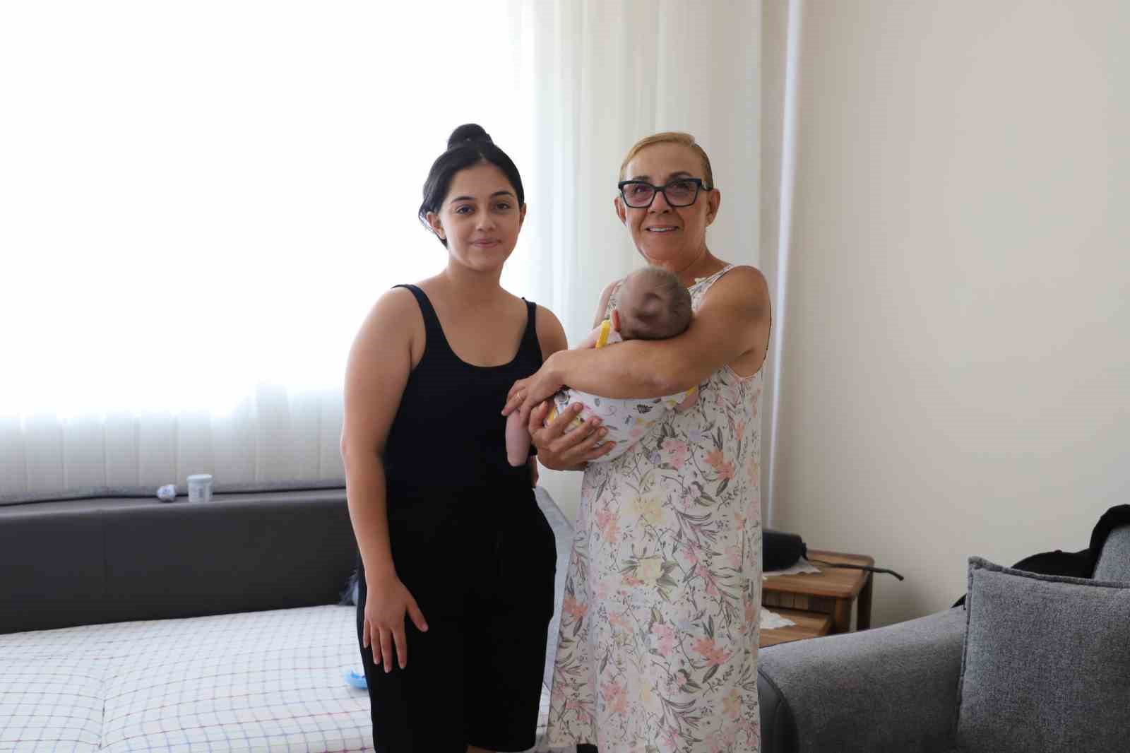 nazilli-belediyesi-hos-geldin-bebek-projesiyle-ailelerin-yaninda-olmaya-devam-ediyor