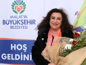 Şener Şen Ve Perran Kutman Malatya’da