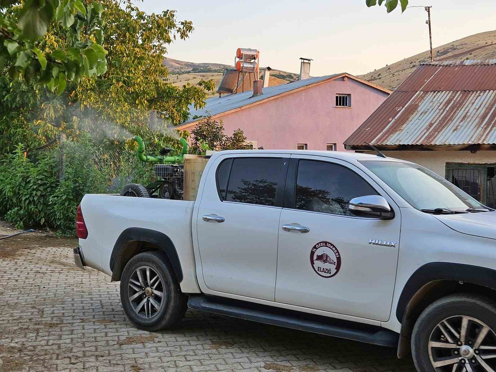 elazig-in-koylerinde-ilaclama-calismalari-suruyor
