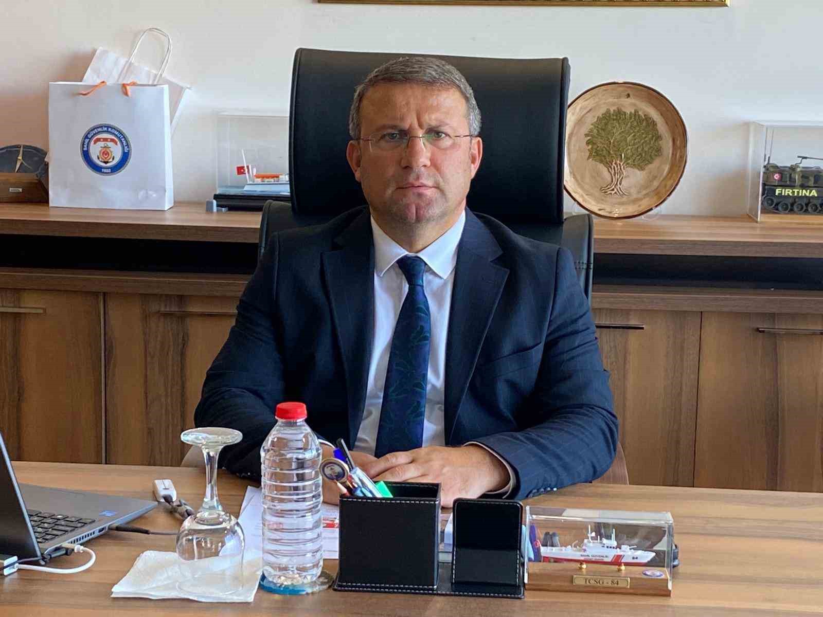 ayvalik-in-yeni-kaymakami-omer-cimsit-gorevine-basladi