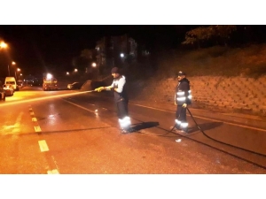 Daha Temiz Bir İzmit İçin Hiç Durmadan Çalışıyorlar