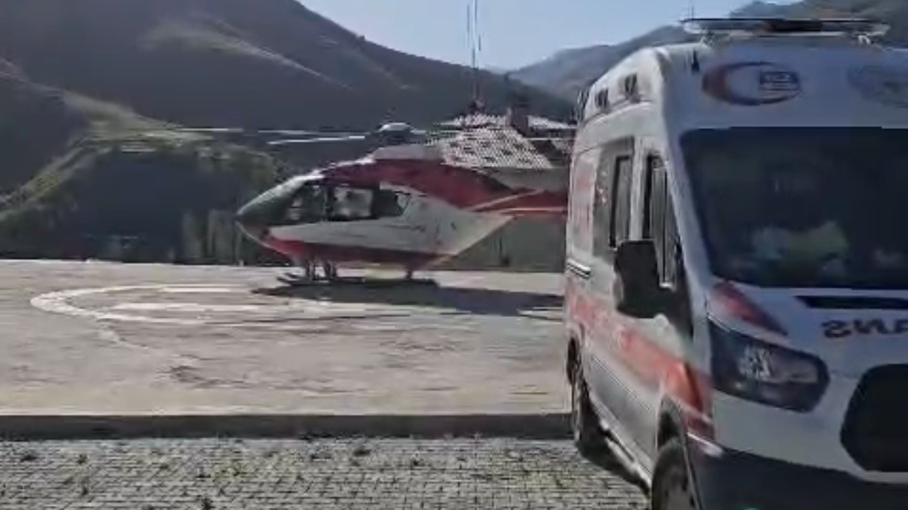 van-da-kalp-krizi-geciren-hasta-helikopter-ambulansla-hastaneye-sevk-edildi