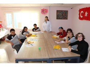 Engeller Eğitimle Aşılıyor