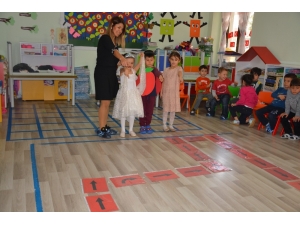 Kıbrıs İlkokulu Öğrencileri Kodlama Öğreniyor