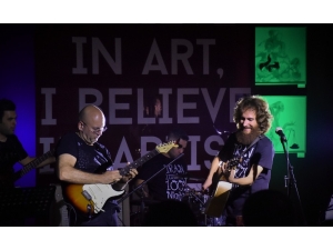 "Bir Gecede Binbir Gece" İzleyiciyle Buluştu