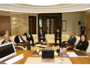 Mhp Genel Başkan Yardımcısı Karakaya Ve Üniversite Rektörlerinden Bağlı’ya Ziyaret