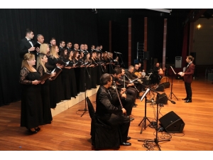 Atatürk, Sevdiği Şarkılarla Anıldı