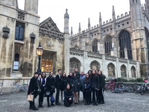 Cambridge Mun’daki Tek Lise Bursa’dan