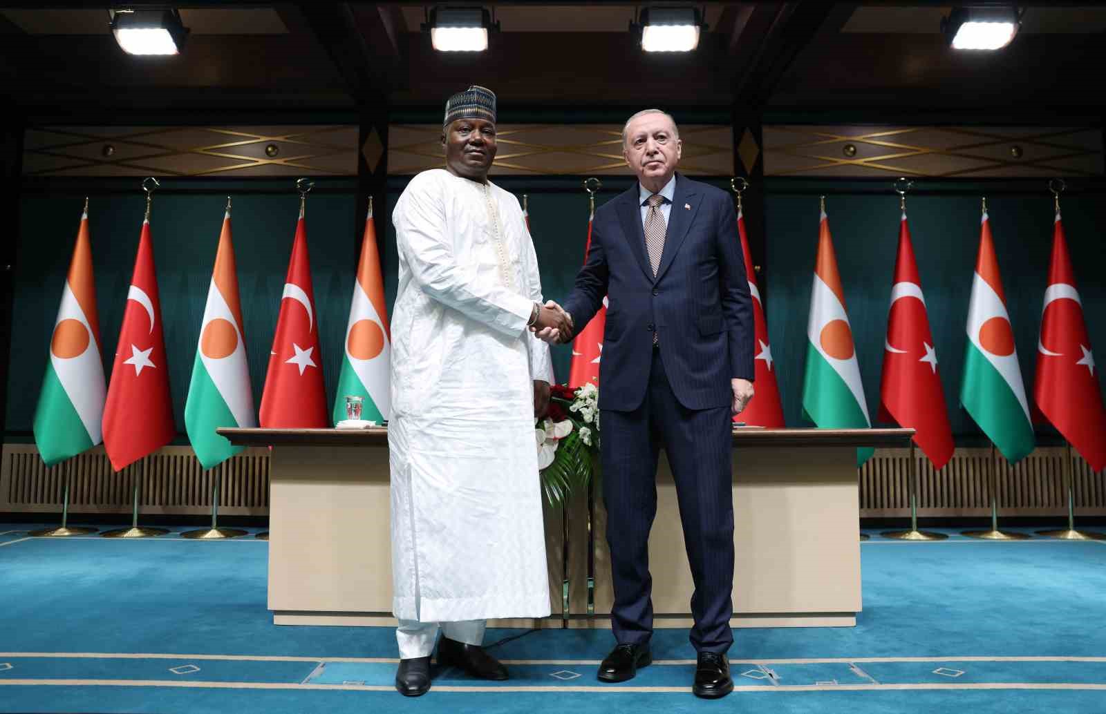 cumhurbaskani-erdogan-afrika-ulkeleriyle-iliskilerimizi-gelistirmeyi-surduruyoruz